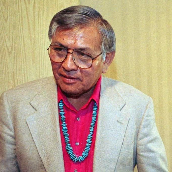 Ex-Navajo president honored in funeral procession, reception